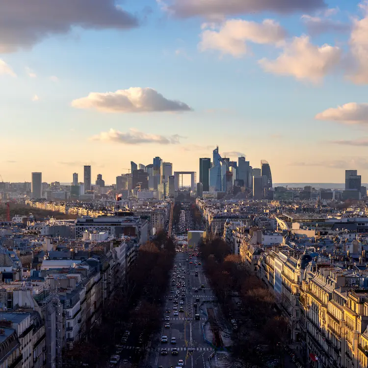 Vertical shot of the cityscape of paris in france 2026 01 08 00 29 28 utc