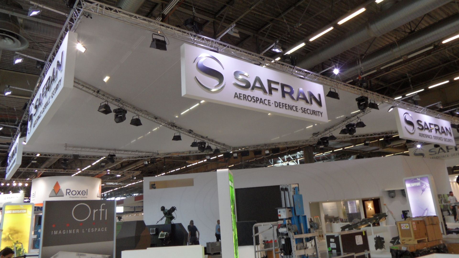 Stand SAFRAN de 115 m² au salon Eurosatory 2014, réalisé par TheStandExperts