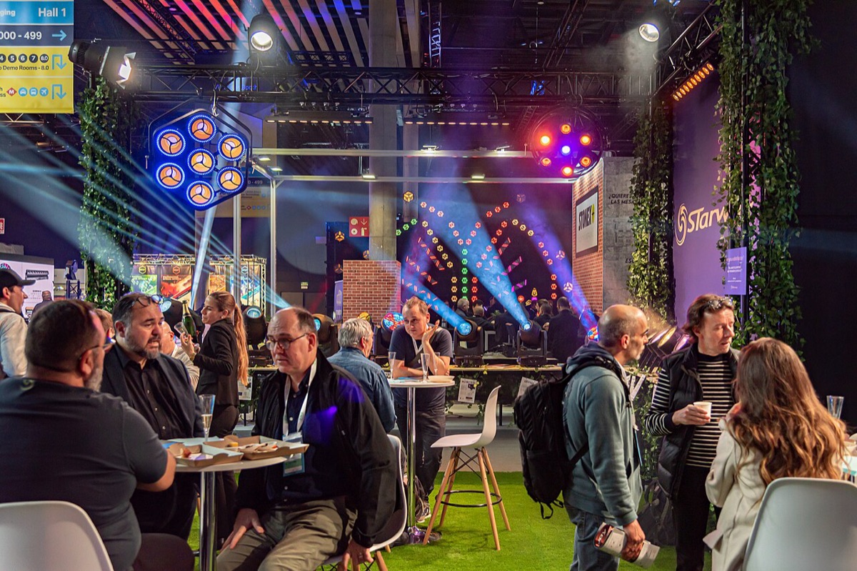 Stands d'eclairage au salon ISE de Barcelone, Fira Gran Via